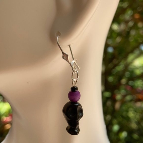 Skull purple Halloween 💀 Earrings - Picture 12 of 15